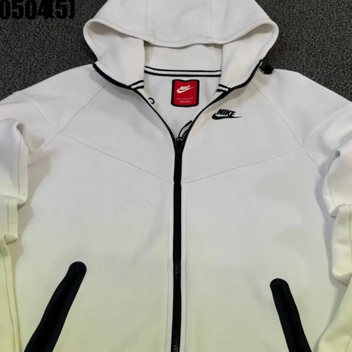 [BUNJANG] Nike Tech Fleece Full-Zip Hoodie White/Fluorescent Size 95 / 나이키 테크 플리스 후드집업 화이트/형광95 0504