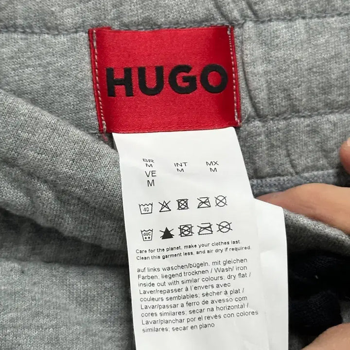 [BUNJANG] Hugo Grey Side Logo Line Shorts Size 32 / 사이즈 32) 휴고 그레이 반바지