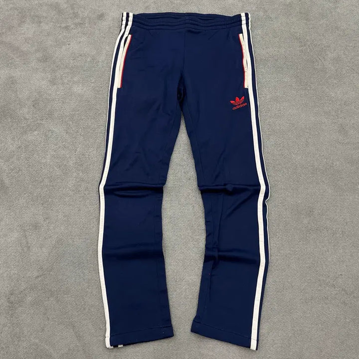 [BUNJANG] Adidas Navy Three Stripes Training Pants (Size 85) / 85 아디다스 네이비 삼선 트레이닝 팬츠