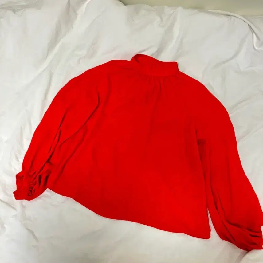 [BUNJANG] Banana Republic Red Blouse - Size S / 미국에서 구입한 바나나 리퍼블릭 래드 블라우스 S