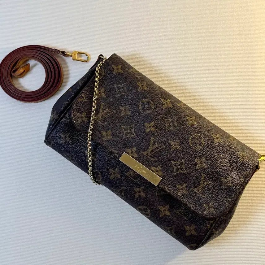 [BUNJANG] Louis Vuitton Favorite Monogram Canvas MM Shoulder Crossbody Bag / [정품]루이비통 페이보릿 캔버스 MM/숄더백/크로스백