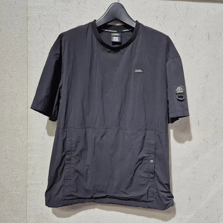 [BUNJANG] National Geographic Black Short Sleeve T-Shirt Size 160 / 내셔널지오그래픽 블랙 반팔 티셔츠
