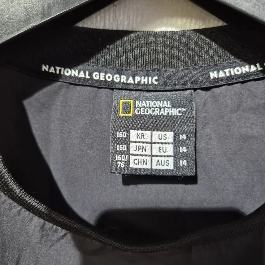 [BUNJANG] National Geographic Black Short Sleeve T-Shirt Size 160 / 내셔널지오그래픽 블랙 반팔 티셔츠