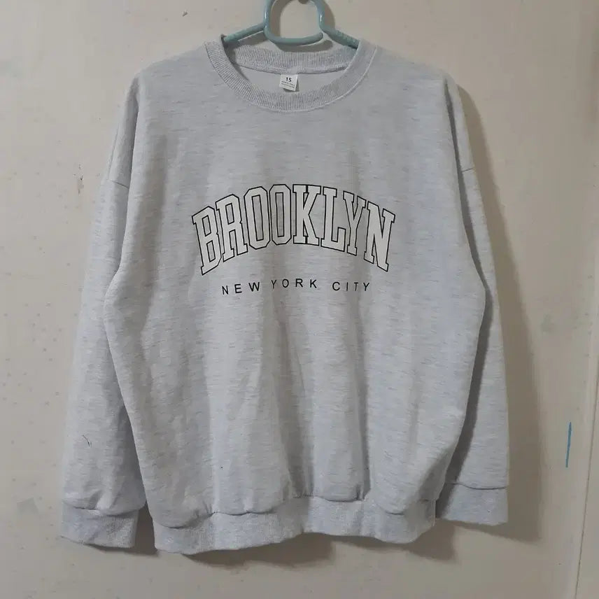 [BUNJANG] Brooklyn New York City Grey Sweatshirt / 브루클린 뉴욕시티 회색 맨투맨 티셔츠