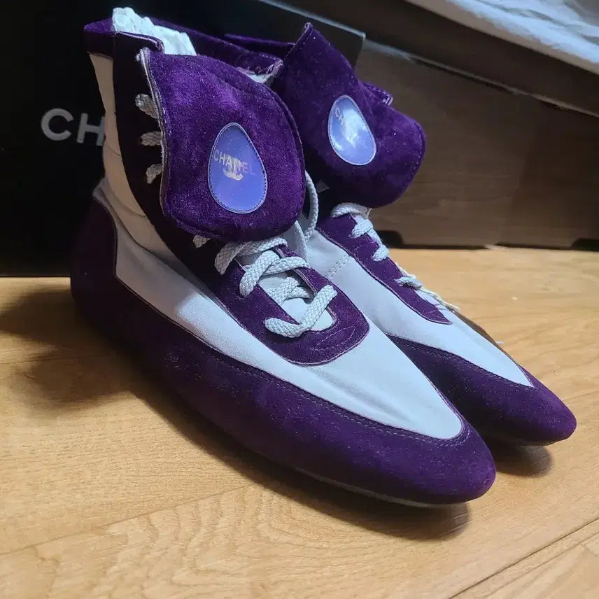 [BUNJANG] Chanel High-Top Sneakers / 샤넬 하이탑 스니커즈