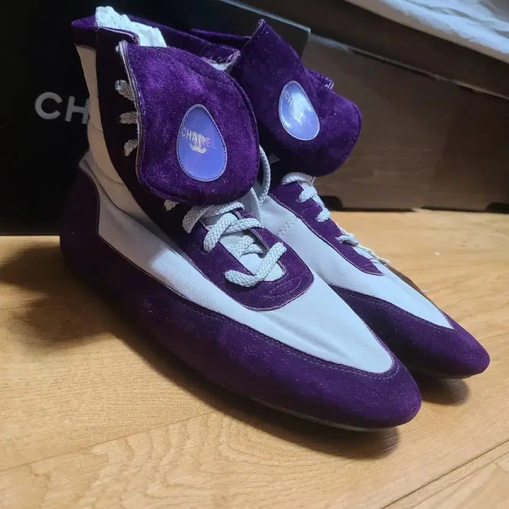 [BUNJANG] Chanel High-Top Sneakers / 샤넬 하이탑 스니커즈