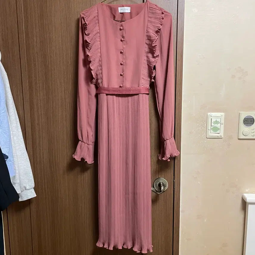 [BUNJANG] Pink Frill Pleats Long Dress / 핑크 프릴 플리츠 롱 원피스