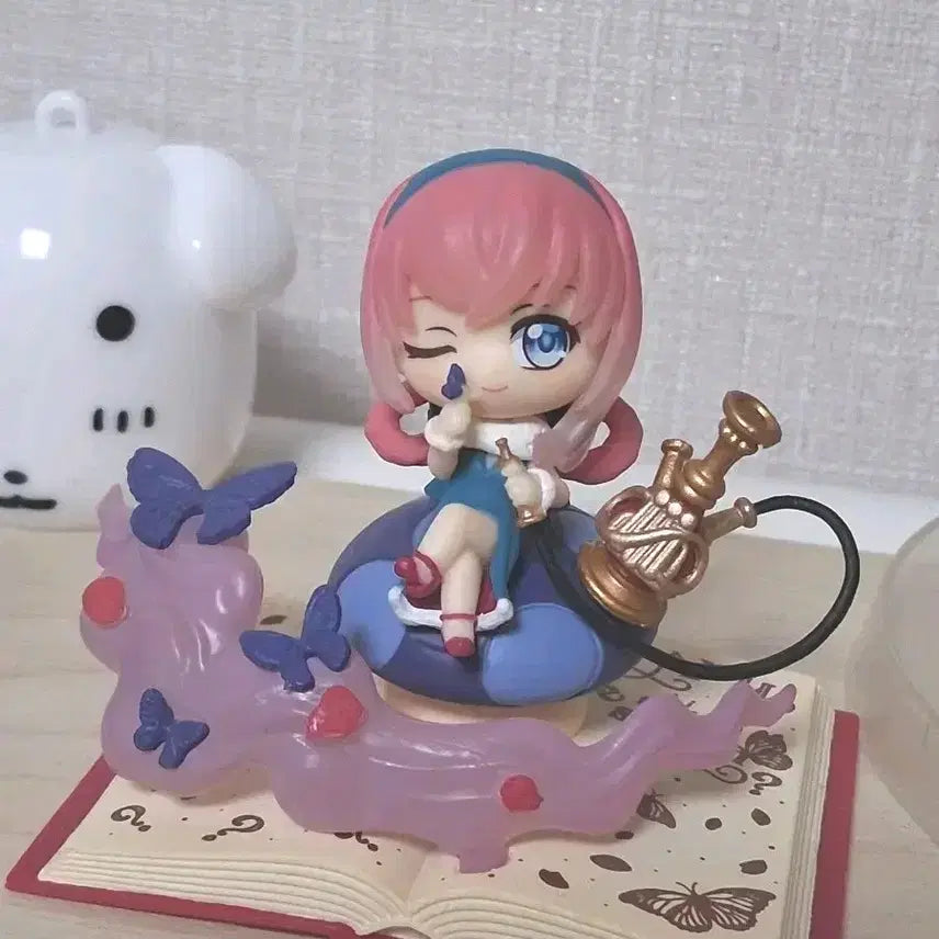 [BUNJANG] Vocaloid Megurine Luka Figure / 시크릿 원더랜드 메구리네 루카 피규어 보컬로이드