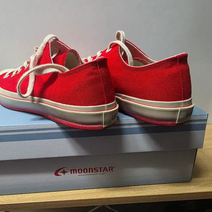 [BUNJANG] Moonstar x Birthday Suit Low Basket Red Sneakers / 문스타 x 벌스데이수트 로우 바스켓 레드 스니커즈