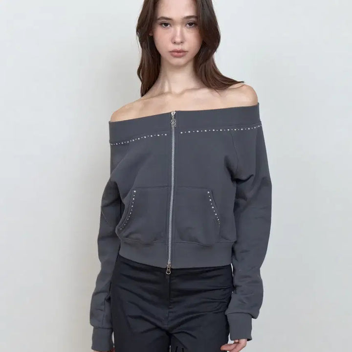 [BUNJANG] Curity Studded Off-Shoulder Zip-Up Charcoal / 큐리티 스터드 오프숄더 집업 차콜