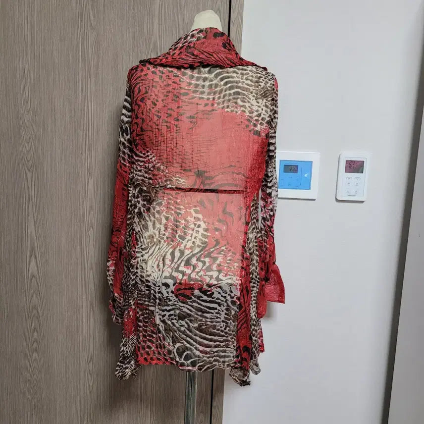 [BUNJANG] Sismax Red Pattern See-through Long Blouse / 시스막스 레드 패턴 시스루 롱 블라우스