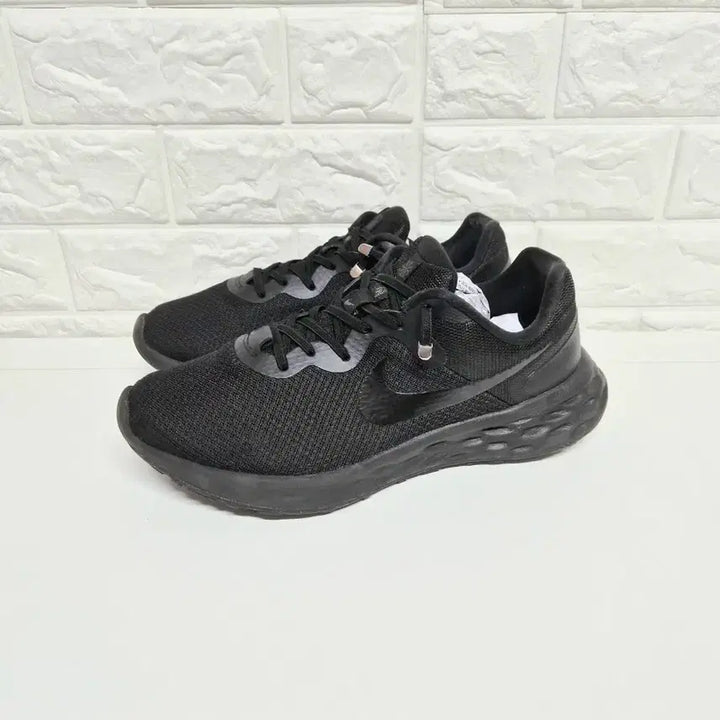 [BUNJANG] Nike Revolution 6 Running Shoes Sneakers / 나이키 275 레볼루션 6 런닝화 운동화