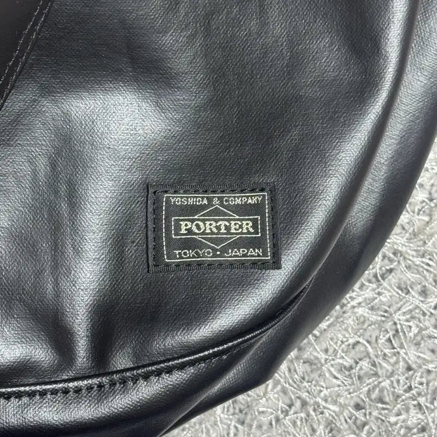 [BUNJANG] Porter Freestyle Shoulder Bag Black / 포터 프리스타일 숄더백 블랙