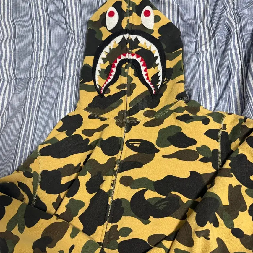[BUNJANG] BAPE Shark Hoodie Yellow Camo / 베이프 샤크후드 황계