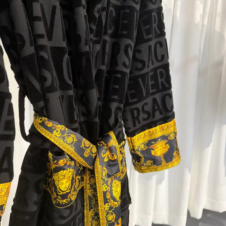 [BUNJANG] Versace Baroque Robe Gown Black / 베르사체 바로크 로브 가운 블랙