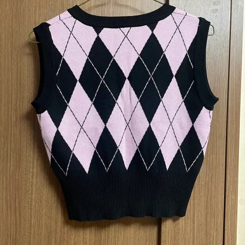[BUNJANG] Blackpink Argyle Knit Vest / 블랙 핑크 아가일 니트 조끼