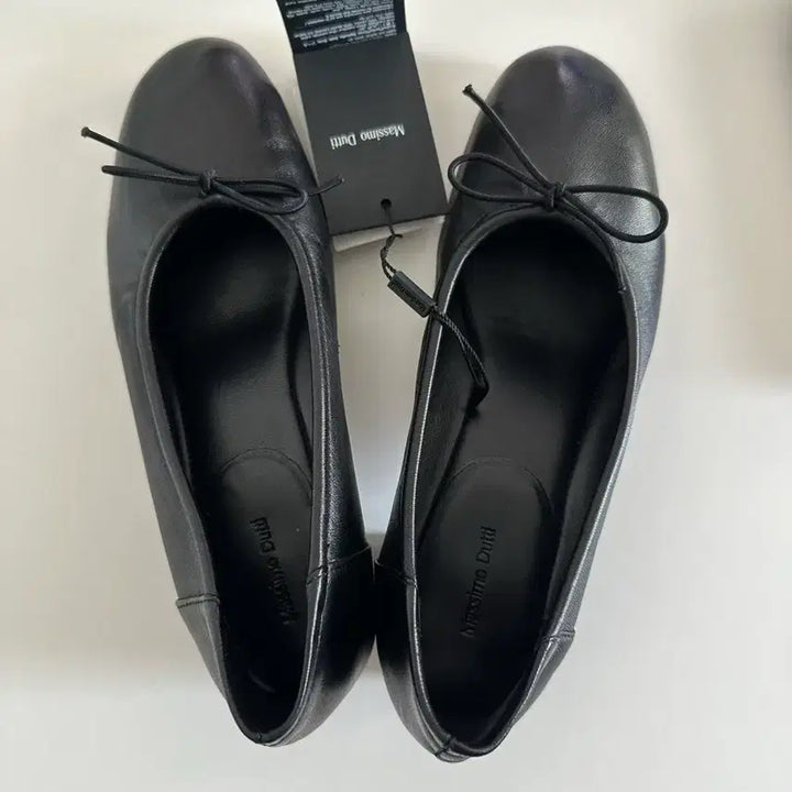 [BUNJANG] Massimo Dutti Black Leather Flat Shoes Size 240 (37) / 마시모뚜띠 검정 플랫슈즈 240(37)정사이즈 완전새제품 택제거X
