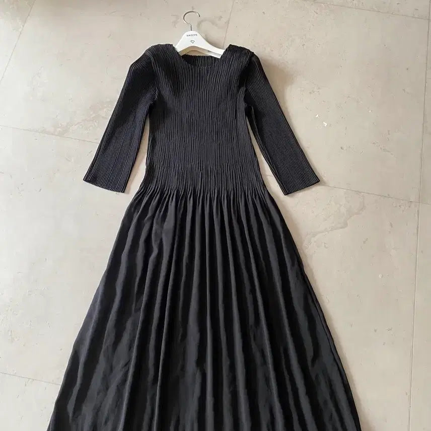 [BUNJANG] Pleats Me Summer Pleated Dress / 보관만한 25년 플리츠미 여름 플리츠 원피스. 작년 신상