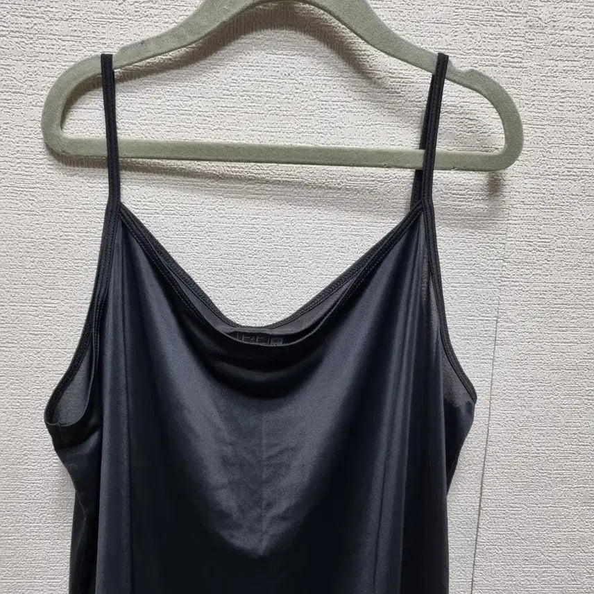 [BUNJANG] Black Silk Slip Camisole Tank Top / 바444 슬립 캐미솔 나시