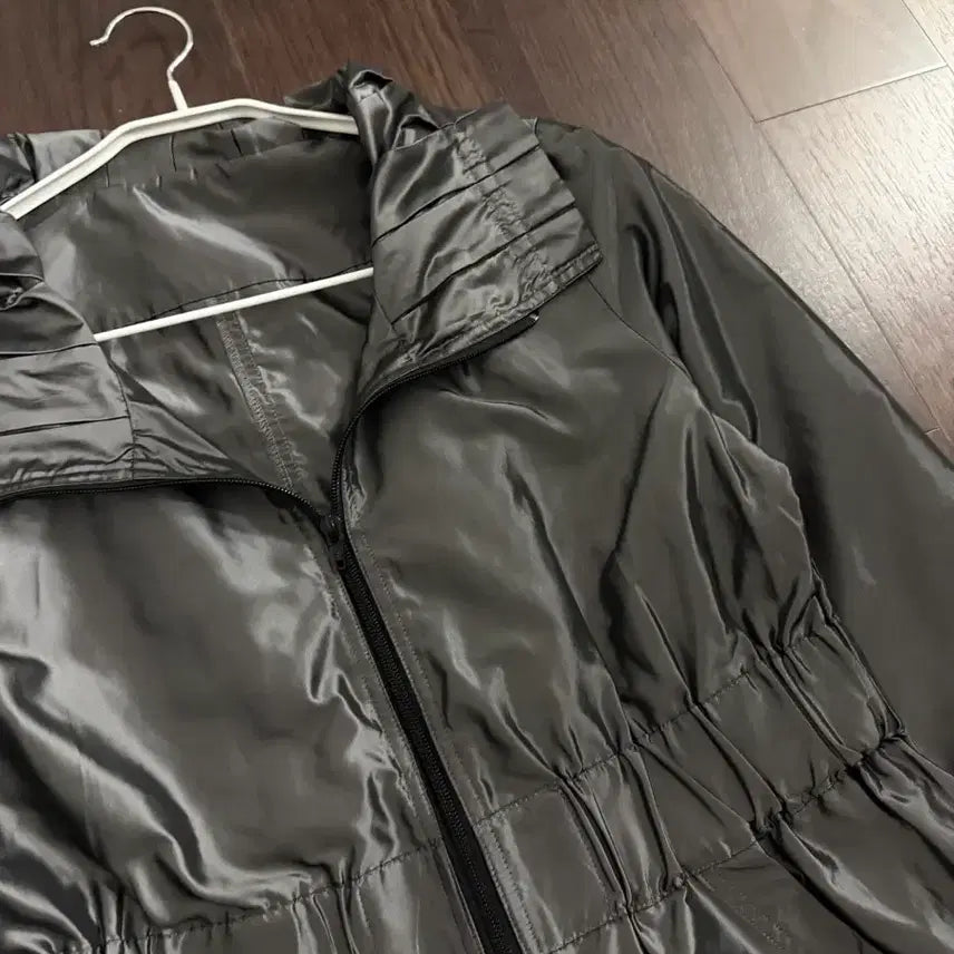 [BUNJANG] Spazio Polly Raincoat Metallic Grey / 스피치오 폴리 레인코트