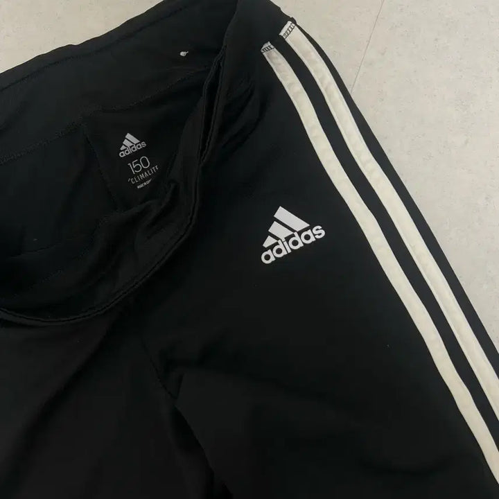 [BUNJANG] Adidas Kids 3-Stripes Leggings Black Size 150 / 아디다스 삼선 레깅스 키즈 150사이즈