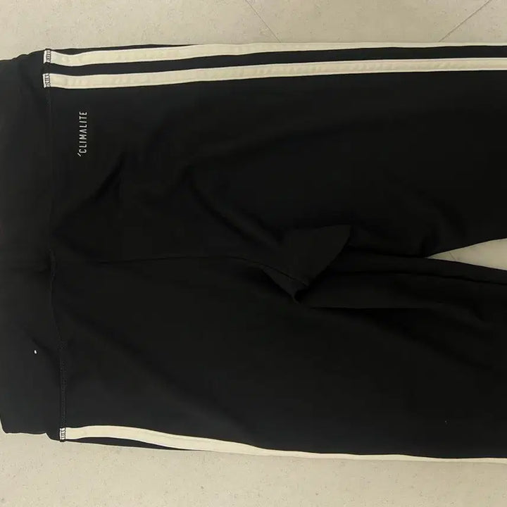 [BUNJANG] Adidas Kids 3-Stripes Leggings Black Size 150 / 아디다스 삼선 레깅스 키즈 150사이즈