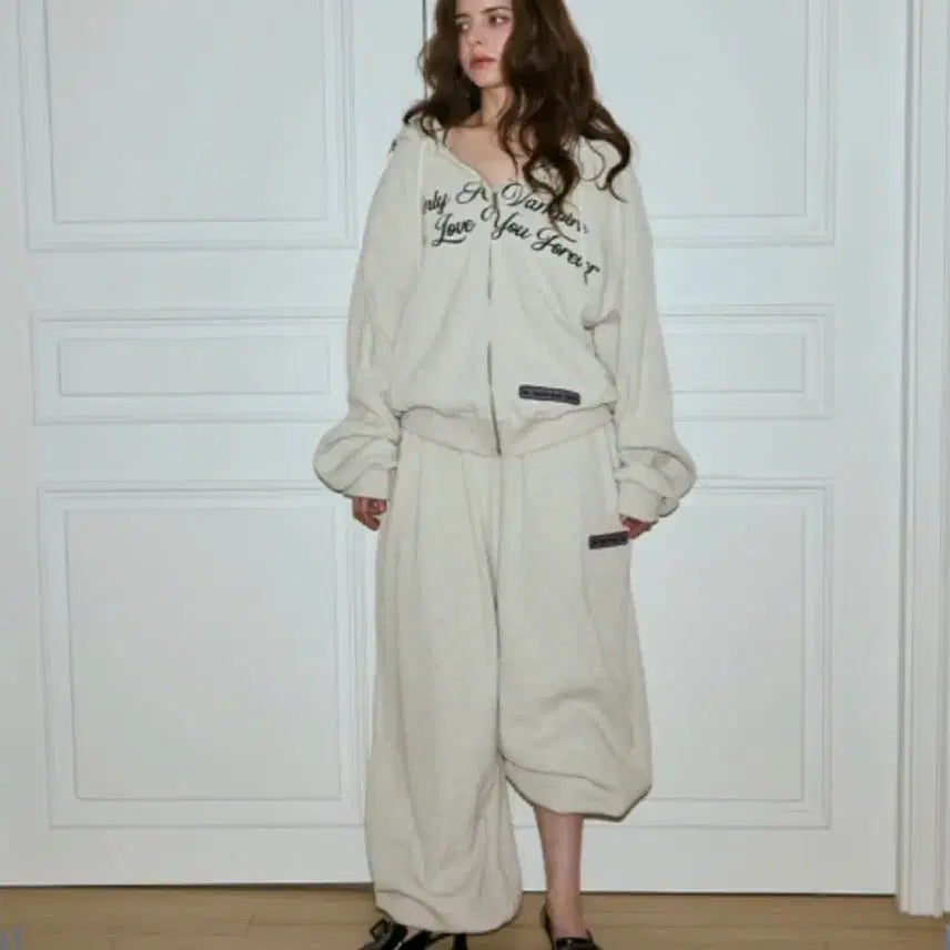 [BUNJANG] The Mysterious Hotel Waffle Zip-Up (as worn by Iriht) / 더미스테리어스호텔 와플 집업 (아일릿 착용)