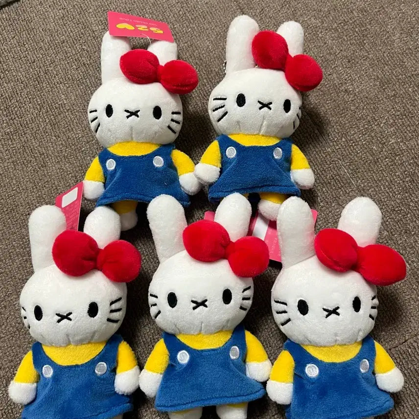 [BUNJANG] Sanrio My Melody Kitty Mini Plush Keychain Set / 산리오 미피 키티 인형 키링