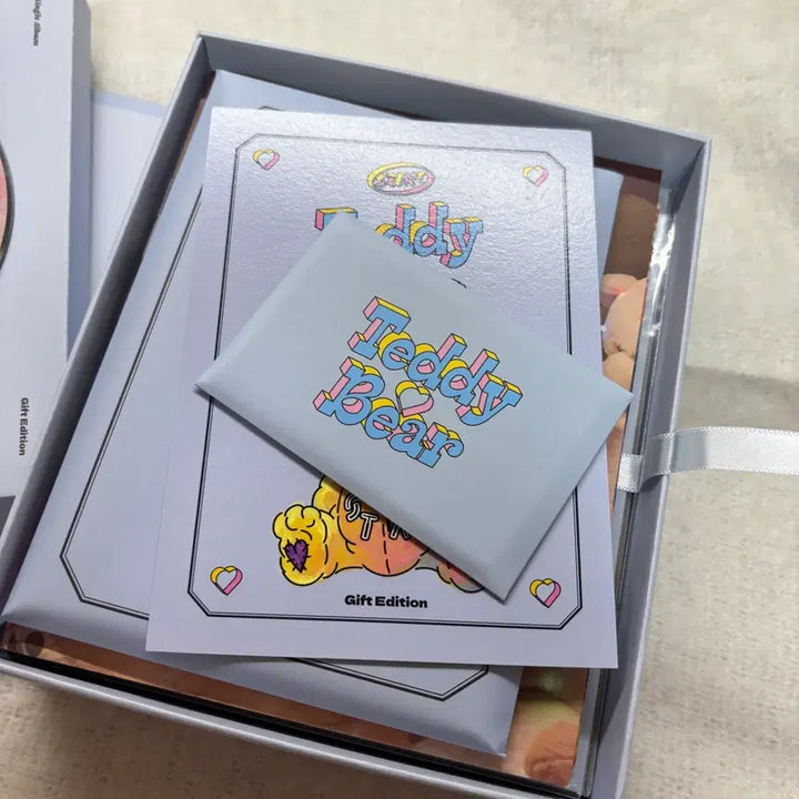[BUNJANG] STAYC Teddy Bear Album Edition Photocard Set / 스테이씨 테디베어 키프트 앨범 에디션 포카포함