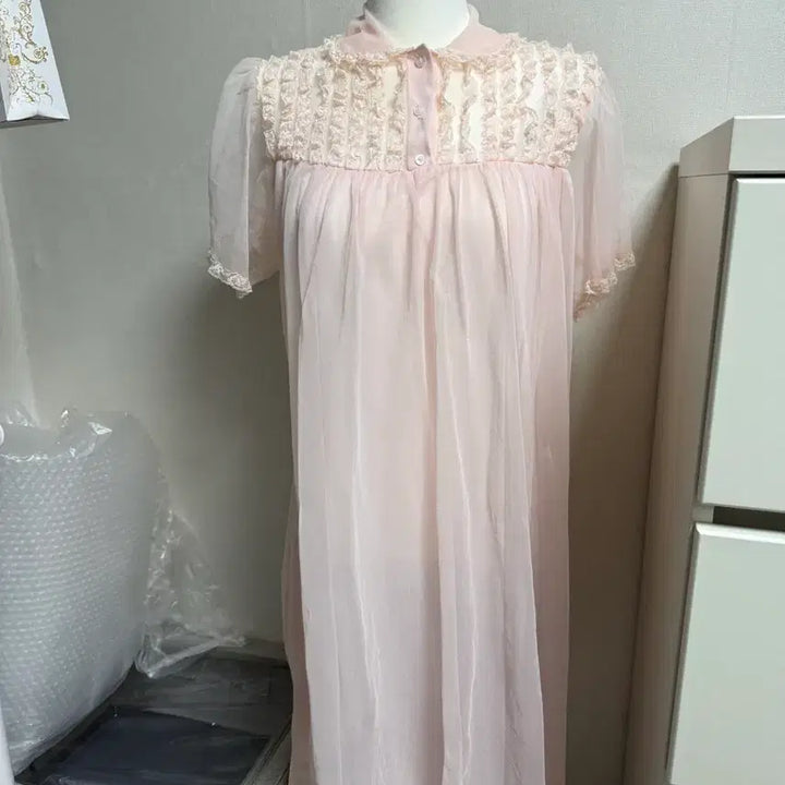 [BUNJANG] Enne Vintage Moni Lace Pink One-Piece Pajama Homewear / (주말 할인) 엔느빈티지 몬니 레이스 핑크 원피스 파자마 홈웨어