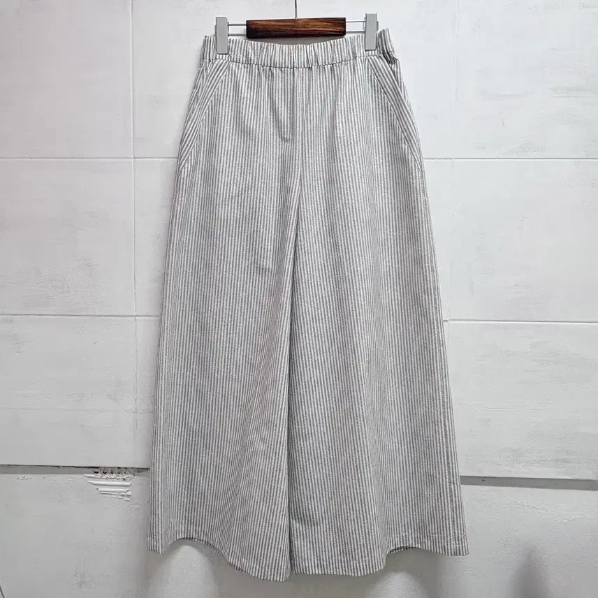 [BUNJANG] Wellbeing Stripe Wide Pants (Japan) / Wellbeing 스트라이프 와이드 팬츠 JPN