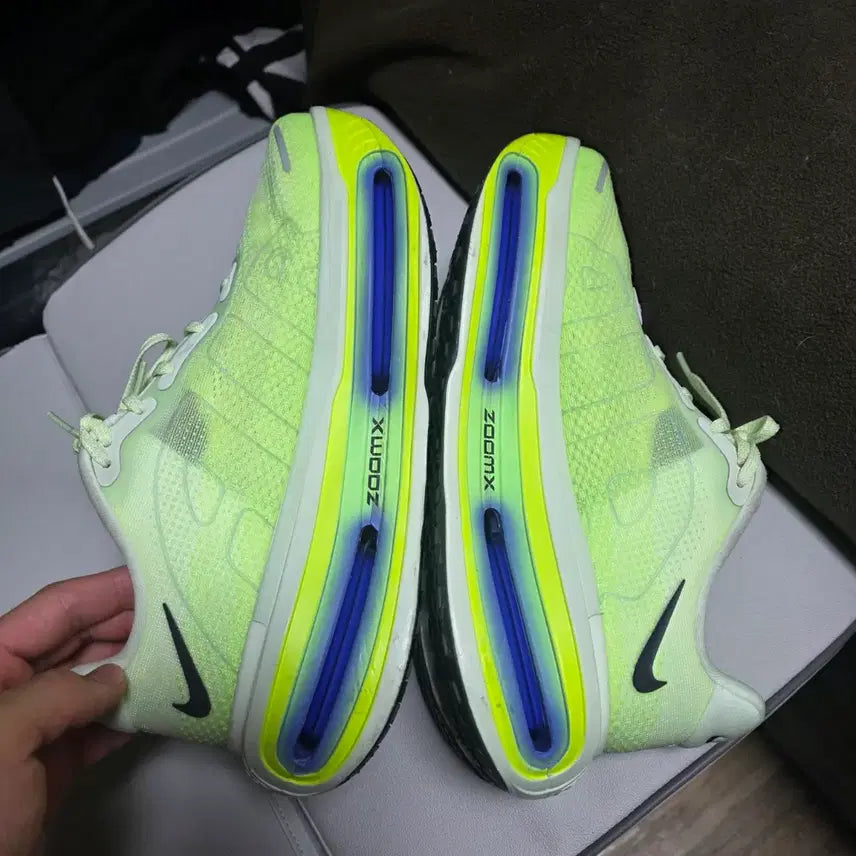[BUNJANG] Nike Vomero Premium Running Shoes - 270mm / 나이키 보메로 프리미엄 270