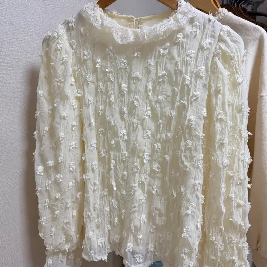 [BUNJANG] Bicini Blouse / 바이씨니 블라우스