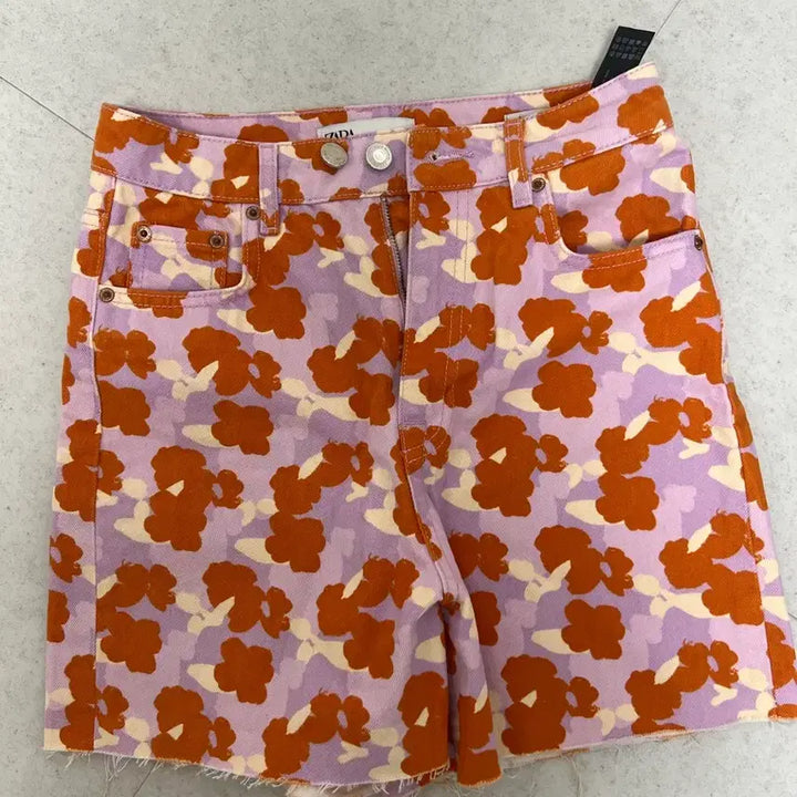 [BUNJANG] ZARA Flower Pattern Denim Shorts / ZARA 자라 플라워 패턴 데님 숏팬츠 EUR34