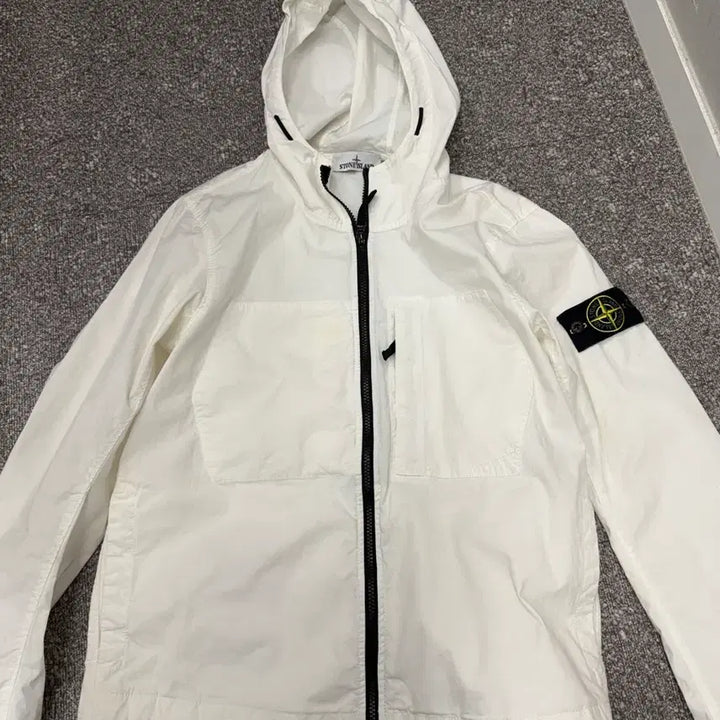 [BUNJANG] Stone Island White Hooded Windbreaker / 스톤아일랜드 화이트 후드 바람막이 (이탈리아구매)