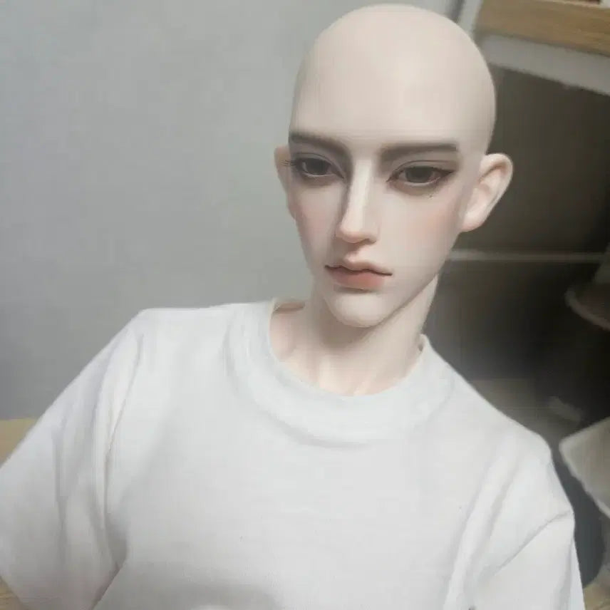 [BUNJANG] Handmade Ball-Jointed Doll 68cm - White T-Shirt &amp; Shorts Included / 구체관절 인형