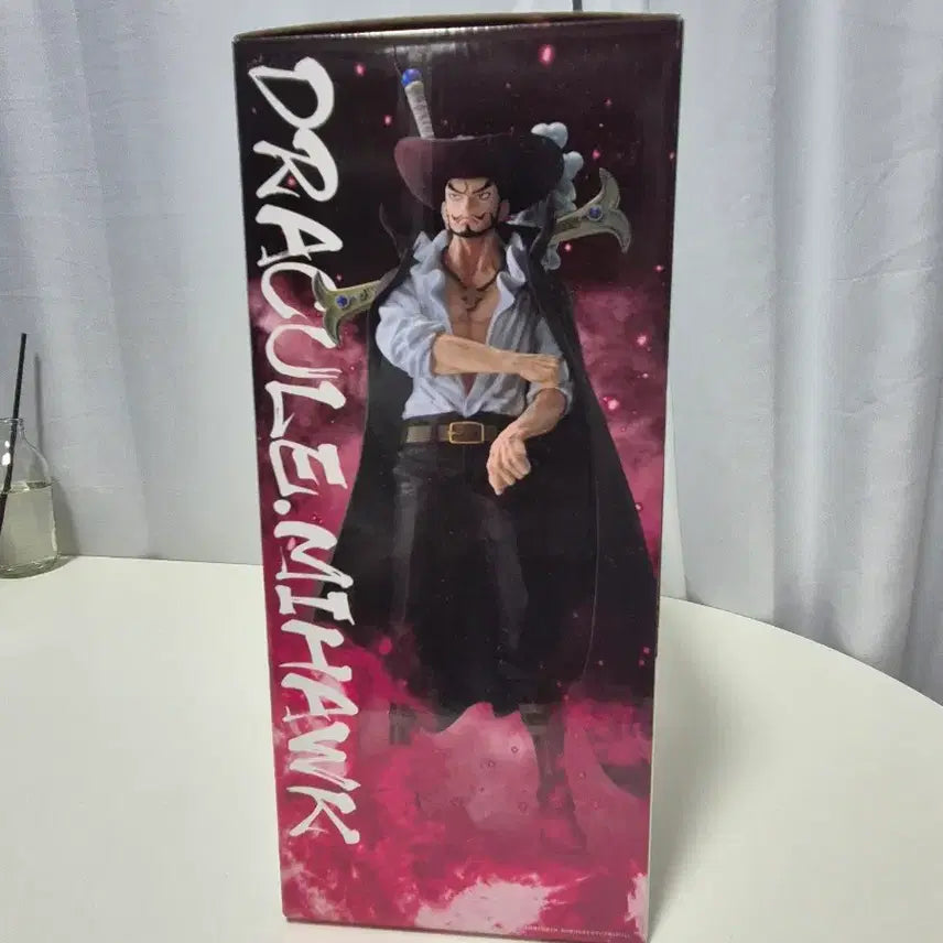 [BUNJANG] One Piece Ichiban Shoji D Prize Juracule Mihawk Figure (Sealed) / 고) (미개봉) 원피스 시련을 넘어 제일복권 D상 쥬라큘 미호크