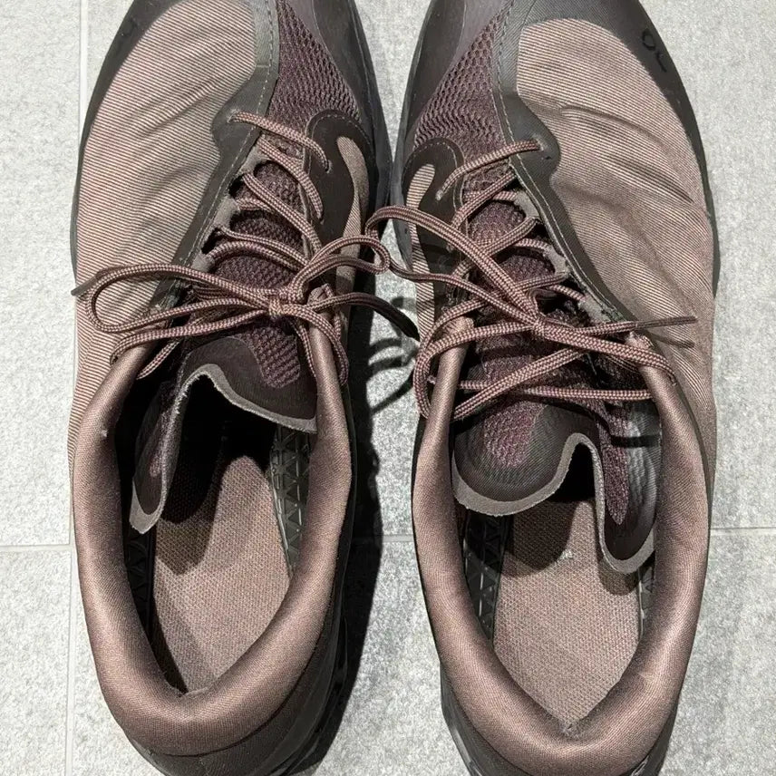 [BUNJANG] Onrunning Paph Espresso 255 Size / 온러닝 파프 에스프레소 255 사이즈