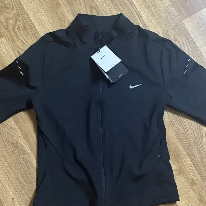 [BUNJANG] Nike Swift Dri-FIT Full Zip IB1999-010 / 나이키 스위프트 드라이핏 풀 집 IB1999-010