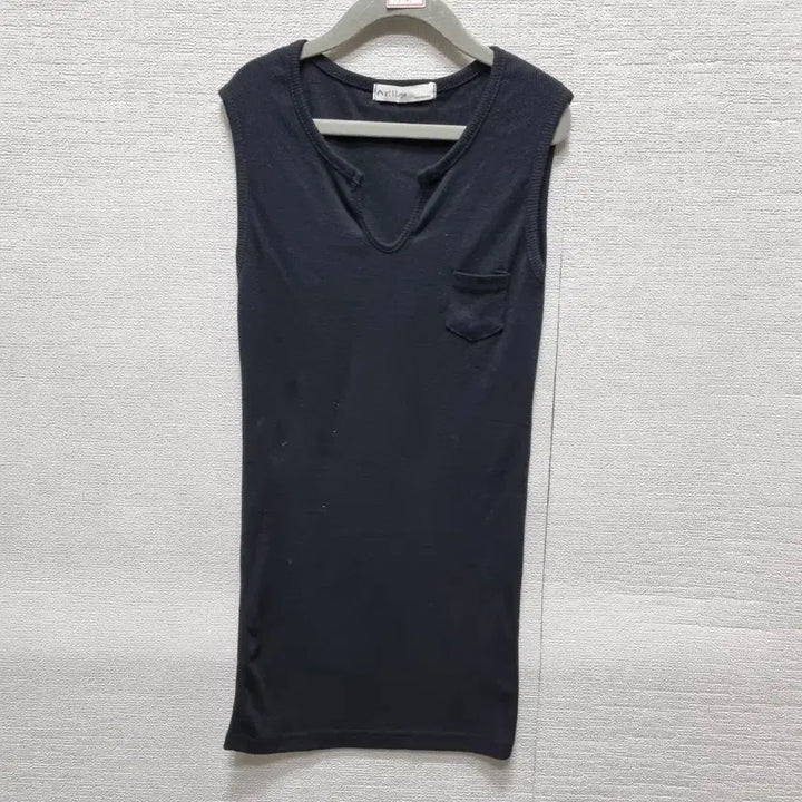 [BUNJANG] Sleeveless T-Shirt Black / 바451 민소매 티셔츠