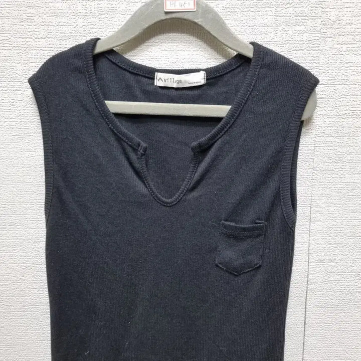 [BUNJANG] Sleeveless T-Shirt Black / 바451 민소매 티셔츠