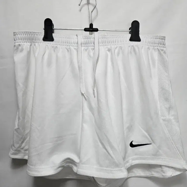 [BUNJANG] Nike White Shorts (M) / 나이키 반바지M