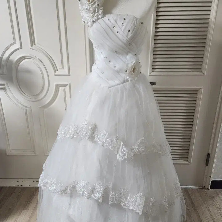 [BUNJANG] Wedding Dress Graduation Photo Dress / 판매)웨딩드레스 졸업사진드레스