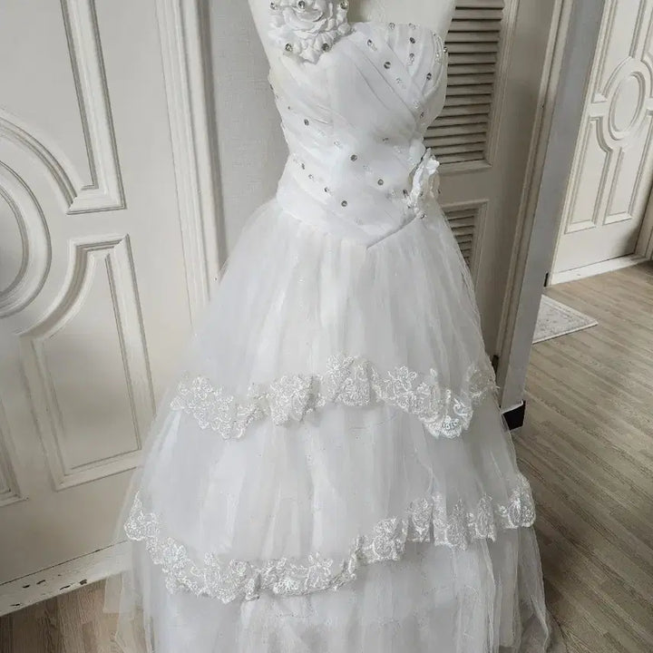 [BUNJANG] Wedding Dress Graduation Photo Dress / 판매)웨딩드레스 졸업사진드레스