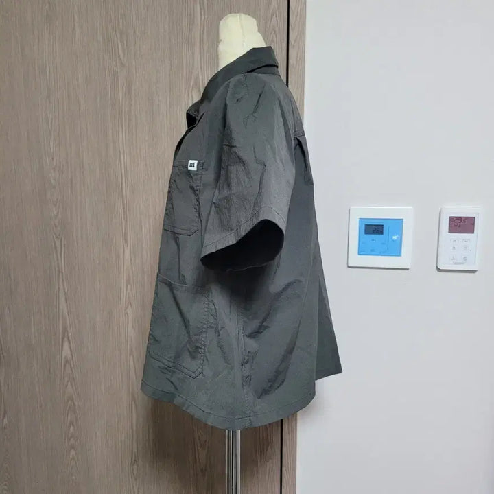 [BUNJANG] Mark M Nylon Blend Short Sleeve Pocket Shirt / 마크엠 바스락 반팔 포켓 셔츠