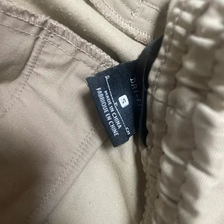 [BUNJANG] Nike SB Dri-FIT Cotton Shorts (Beige) / 나이키 SB 드라이핏 코튼 반바지(베이지)