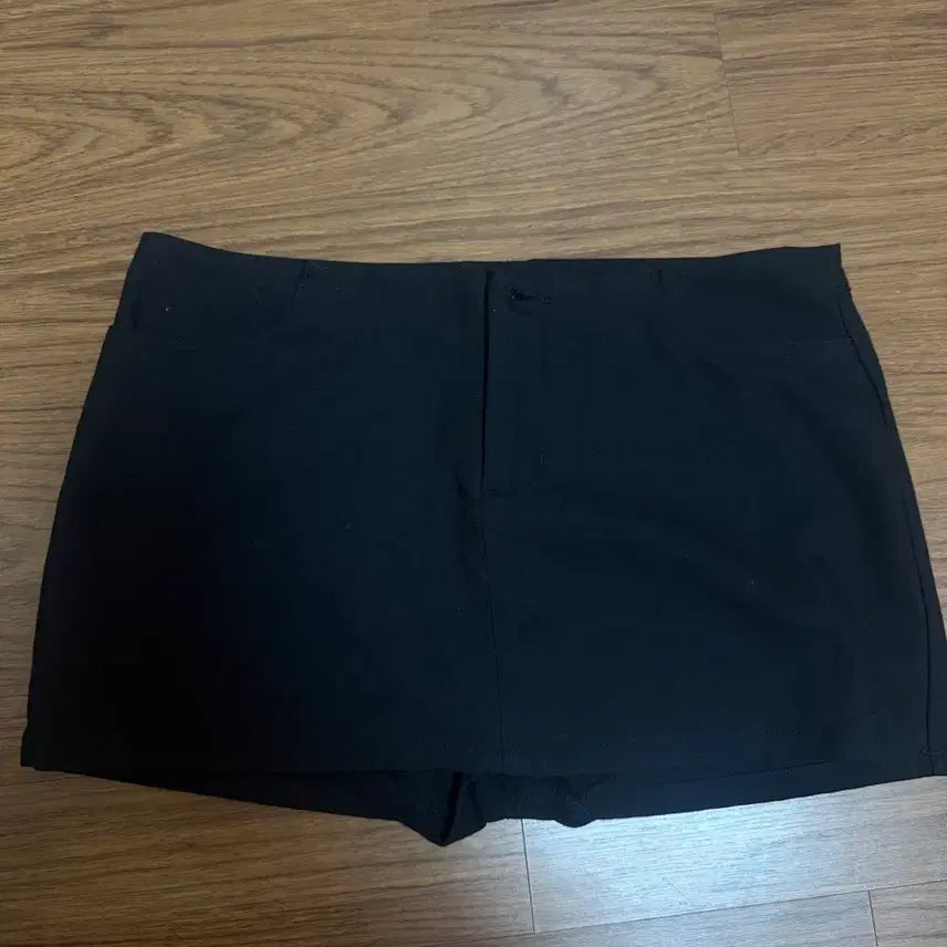 [BUNJANG] Brandy Melville Skirt / 브랜디멜빌 스커투