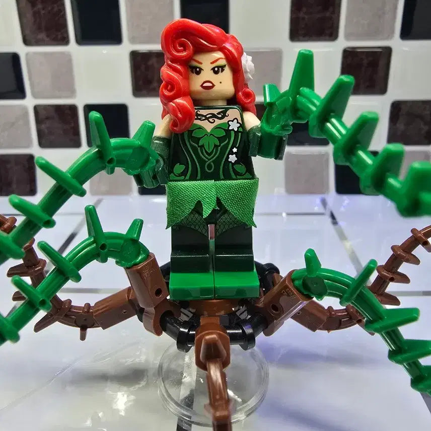 [BUNJANG] LEGO Poison Ivy Minifigure with Vine / 레고 포이즌아이비