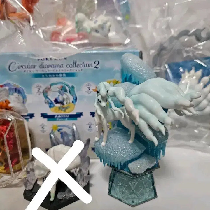 [BUNJANG] Pokemon Re-Ment Diamond Dust Alolan Ninetales &amp; Vulpix Diorama Figure / 포켓몬 리멘트 다이아몬드 더스트 알로라 나인테일 식스테일 디오라마 피규어