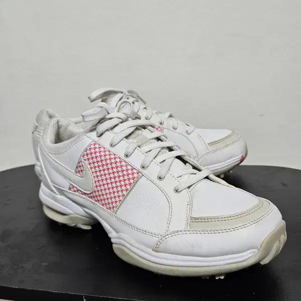 [BUNJANG] Nike Air White Crimson Golf Shoes (Size 235) / (235) 나이키 에어 화이트 다홍 골프화 (사이즈 235)